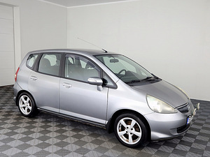 Honda Jazz Elegance Facelift 1.3 61kW (1 foto / 7)