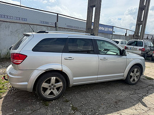 Dodge Journey Luxury ATM 2.0 CRDi 103kW (3 foto / 7)