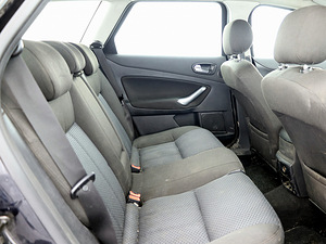 Ford Mondeo Ghia ATM 2.0 TDCi 96kW (7 foto / 7)