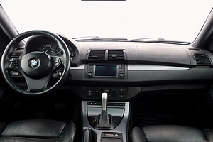 BMW X5 Sportpakett Facelift ATM 3.0 D 160kW (5 foto / 9)