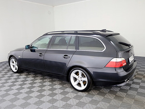 BMW 525 Touring 2.5 D 120kW (4 foto / 7)