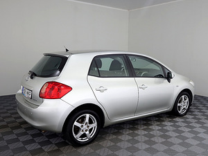 Toyota Auris Linea Sol ATM 1.6 91kW (3 foto / 8)