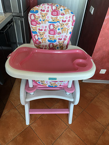 Детский столик (2 фото из 2)