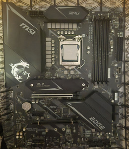 I7 10700k + msi mpg z490 gaming edge wifi (3 foto / 3)
