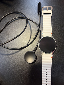 Müüa Samsung Galaxy Watch 7, 40 mm(toonis,,Cream”) (5 foto / 5)