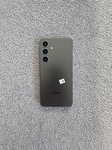 Samsung Galaxy S24 (2 foto / 4)