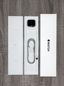Apple Watch SE (2nd Gen) 40mm (2 foto / 2)