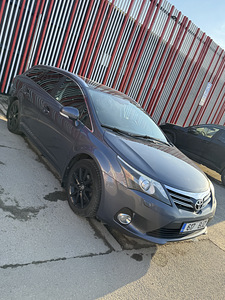 Toyota Avensis 2.0D 2013 195000 km •Heas korras • (1 foto / 15)