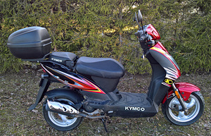 Роллер Kymco Agility 50 (2 фото из 10)