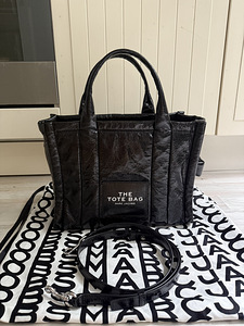 Marc Jacobs The Shiny Crinkle Medium Tote Bag (1 foto / 8)