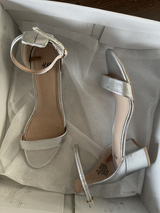 H&M kingad, suurus 38, nagu UUS! (4 foto / 4)