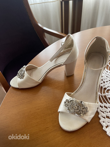 Pruudi kingad firmalt Monsoon bridal, suurus 38, nagu uued! (foto #7)