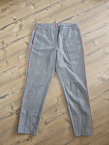 Naiste püksid Tommy Hilfiger!Suurus 40! (1 foto / 4)