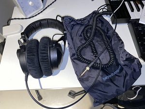 Beyerdynamic DT 770 PRO (250 Ом) (2 фото из 3)