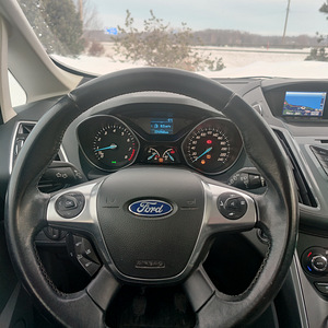 Ford c-max 1.0 ecoboost 92kw bensiin 2014 (6 foto / 10)