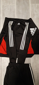 Adidas ,140 спорт.костюм (4 фото из 7)