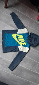 Nike ,137-147 (4 фото из 5)