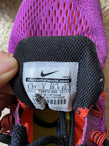 Кроссовки NIKE, размер 35,5 (5 фото из 5)