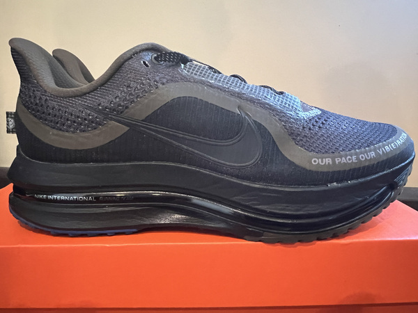 Nike Pegasus Premium uued meeste tossud,41
