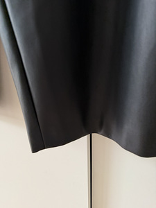 Mint Velvet Faux Leather Crop Wide Trousers naiste püksid (7 foto / 9)
