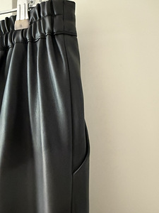 Mint Velvet Faux Leather Crop Wide Trousers naiste püksid (9 foto / 9)