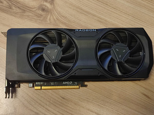 AMD RX 7800 XT 16GB (1 foto / 5)