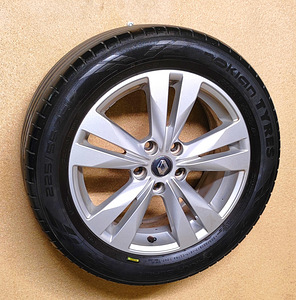 Оригинальные диски Renault R17 (3 фото из 6)