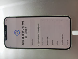 I phone 12 (4 фото из 4)