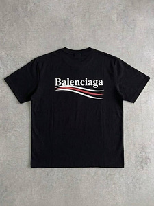 Balenciaga T-shirt (2 foto / 3)
