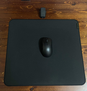Razer hiirematt Strider - Large (1 foto / 2)