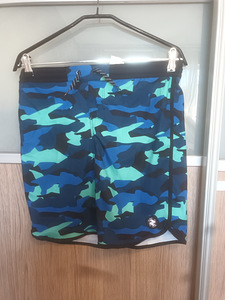 Šorti bērnu 161/172 cm no decathlon (1 foto no 4)