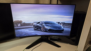Lenovo G32qc-10 32” изогнутый QHD игровой монитор (4 фото из 4)