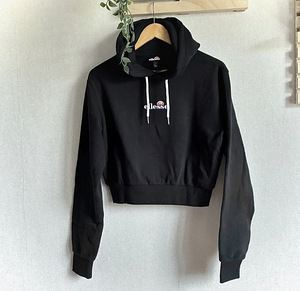 Uus Ellesse komplekt (2 foto / 3)