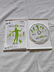Продается Wii Balance Board + игра Wii Fit Plus. (3 фото из 4)