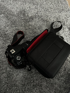 Canon EOS 2000D / E2000D (7 фото из 10)