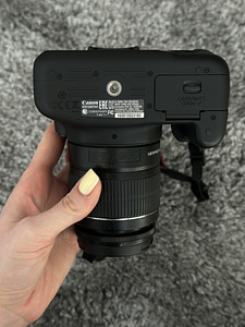 Canon EOS 2000D / E2000D (8 фото из 10)
