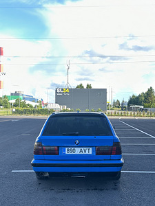 BMW (6 foto / 11)