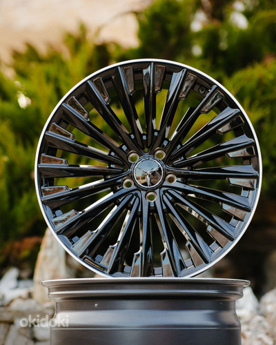 R18 AMZ 3062F  18x9  5x112  ET: 45  66.6 18x8  5x112  ET: 40 Color: Black dark (BD) MER