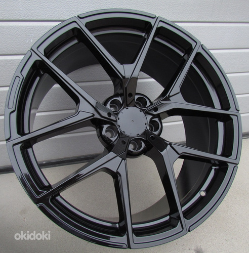 R17x8  5X112  ET  40  66.6  XE137  Black (BL)  For MER  (D3)