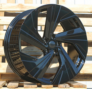R21x9  5X112  ET  42  57.1  I5648  Black (BL)  For VW  (Z5)  (ID.4/ID.5 (Rear)) (1 foto / 1)