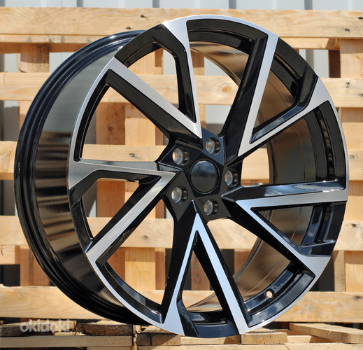 R18x8  5X112  ET  41  57.1  FE181  (YF5698)  Black Polished (MB)  For SKODA  (A)  (HYBRID FORGED)