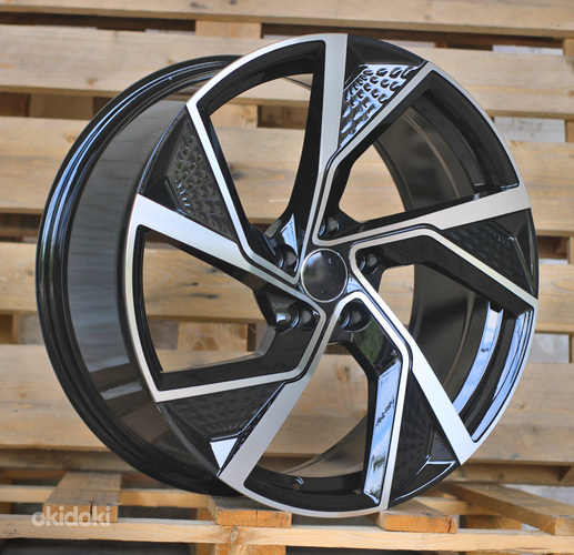 R19x8.5  5X112  ET  35  66.5  FBX264  Black Polished (MB)  For AUD  (P2)  (HYBRID FORGED)