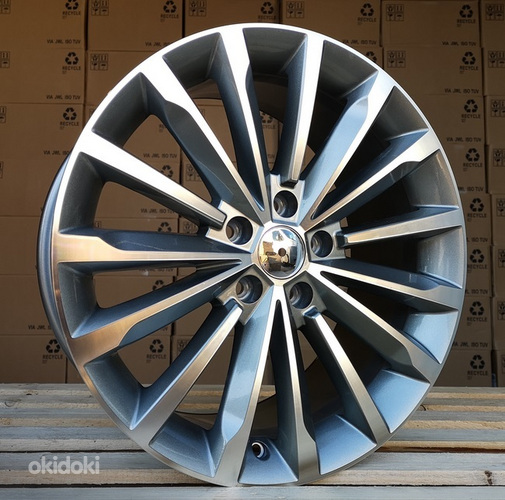 R18x8  5X112  ET  44  57.1  F1526  Grey Polished (MG)  For SKODA