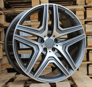 R21x10  5X112  ET  44  66.6  BK206  (BY157)  Grey Polished Half Matt (MGHM)  For MER  (K3)  ((MGMF)) (1 foto / 1)