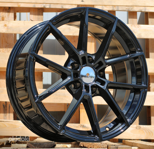 R17x7.5  5X112  ET  27  66.6  B5601  (D1740)  Black (BL)  For BMW  (Z1)