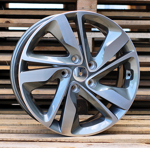 R17x7  5X114.3  ET  52  67.1  B2041  (BY2041)  Grey Polished (MG)  For HYUND  (P2)  ((AKC 70 Eur)) (1 foto / 1)