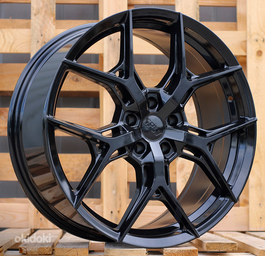 R20x8.5  5X114.3  ET  35  73.1  B1696  Gloss Black (GB)  For RACIN  (Z1)  (Style Vossen)