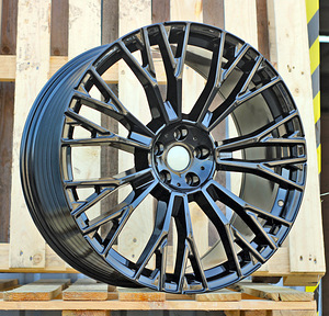 R22x10.5  5X112  ET  42  66.6  3S1111  (FBX269)  Black (BL)  For BMW  (M)  (HYBRID FORGED Rear+Front) (1 foto / 1)