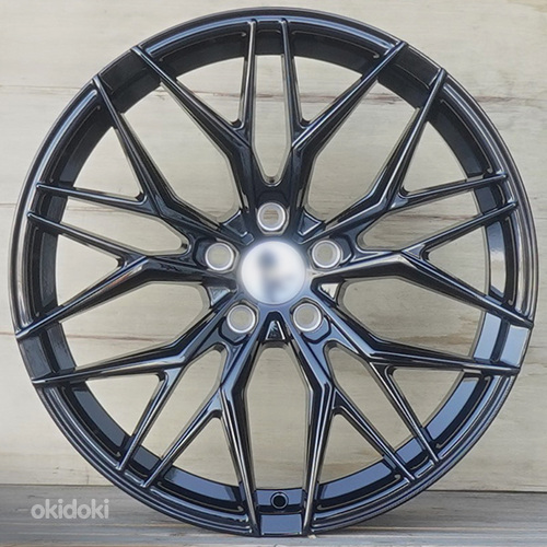 R18 AMZ 3235F Black  18x8.5  5x108  ET: 38  67.1 Color: Black dark (BD)