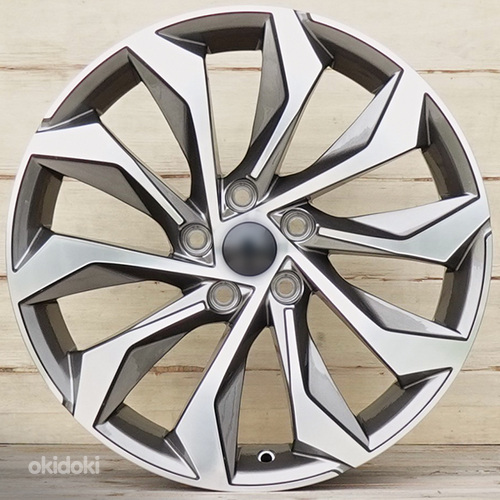 R18 AUDI VW SEAT SKODA MB AMZ 1139 Dark grey polished 18x7.5 5x112
